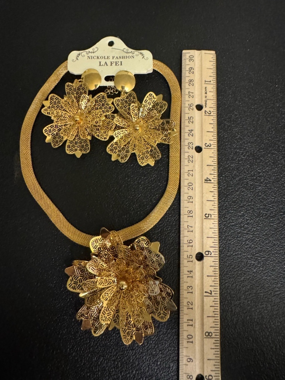 Gold Floral Filigree Necklace Pierced Earrings Set